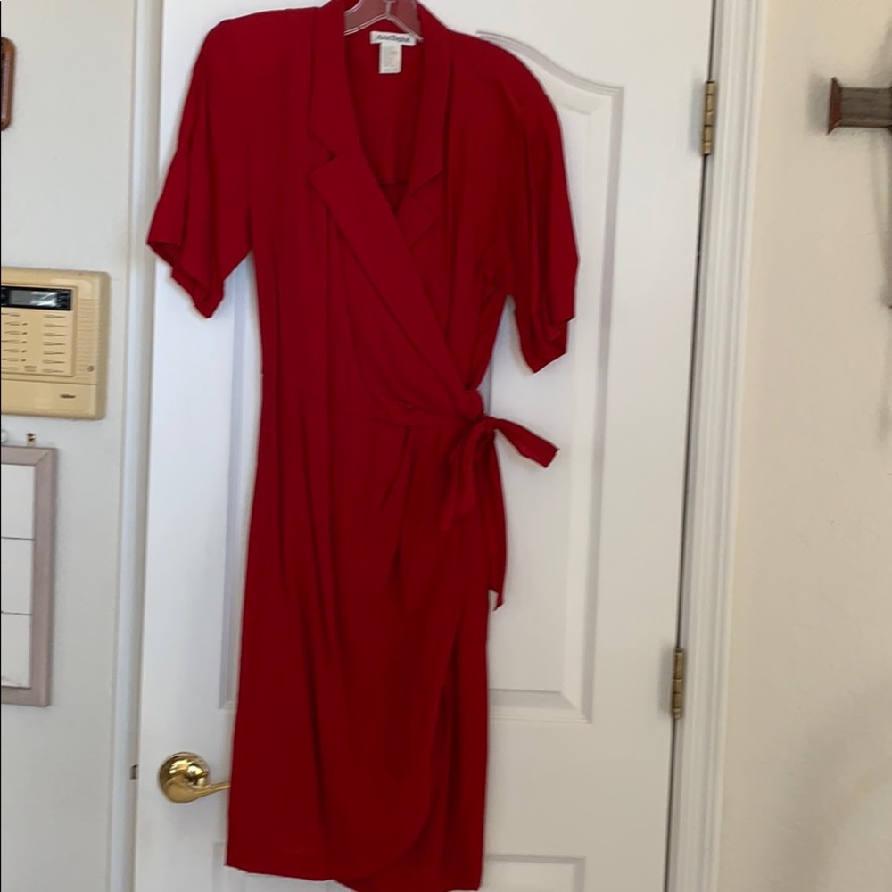 Red Ann Taylor wrap dress size 12. Short sleeve